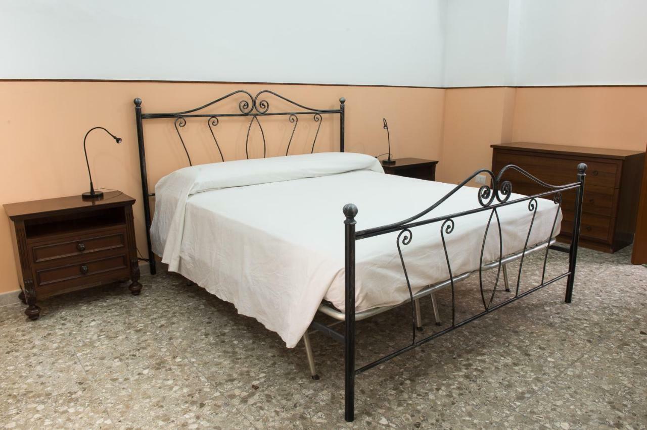 B&B Pozzi Dolci Aradeo Εξωτερικό φωτογραφία